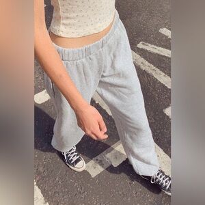 Gray brandy Melville, Rosa sweatpants